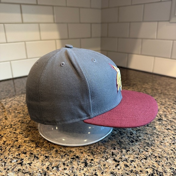 Texas State Hat New Era 59FIFTY Men's 7 1/2 Gray Maroon Fitted Bobcat - Picture 2 of 8